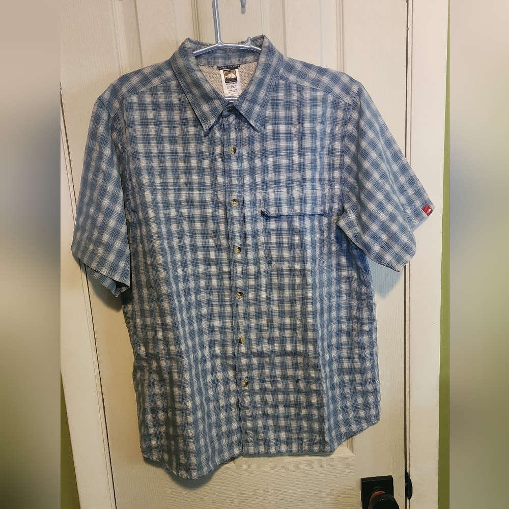 North Face Button Down Shirt Size M